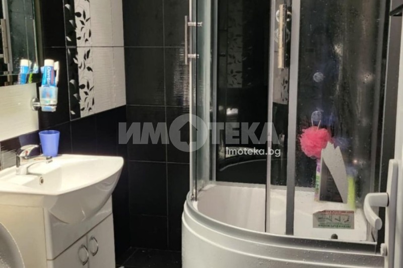 En renta  2 dormitorios Varna , Vazrazhdane 1 , 92 metros cuadrados | 30672235 - imagen [4]