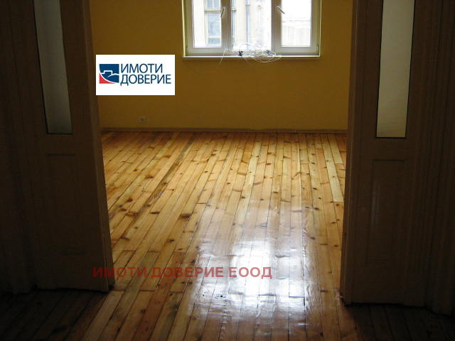 Дава под наем 3-СТАЕН, гр. София, Център, снимка 4 - Апартаменти - 54200982