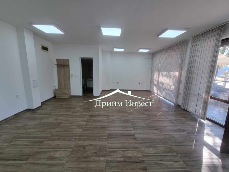 En renta  Oficina Plovdiv , Sadiyski , 55 metros cuadrados | 72509775