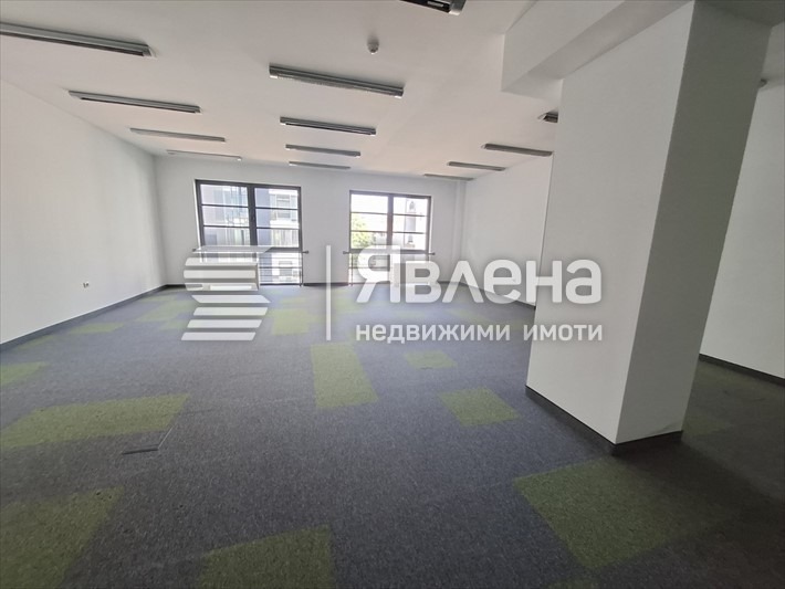 Дава под наем  Офис град Варна , Център , 115 кв.м | 36379730
