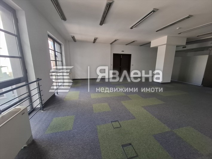 Дава под наем  Офис град Варна , Център , 115 кв.м | 36379730 - изображение [3]