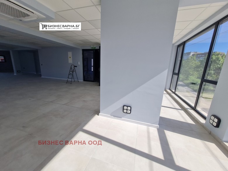 Προς ενοικίαση  Κατάστημα Βαρνα , Βαζραζδανε 4 , 239 τ.μ | 93852701 - εικόνα [2]