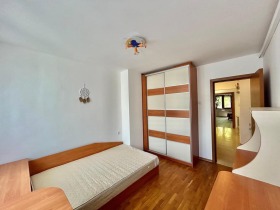 ���� ��� ���� 3-����� | Imot.bg � ����� ������ 8