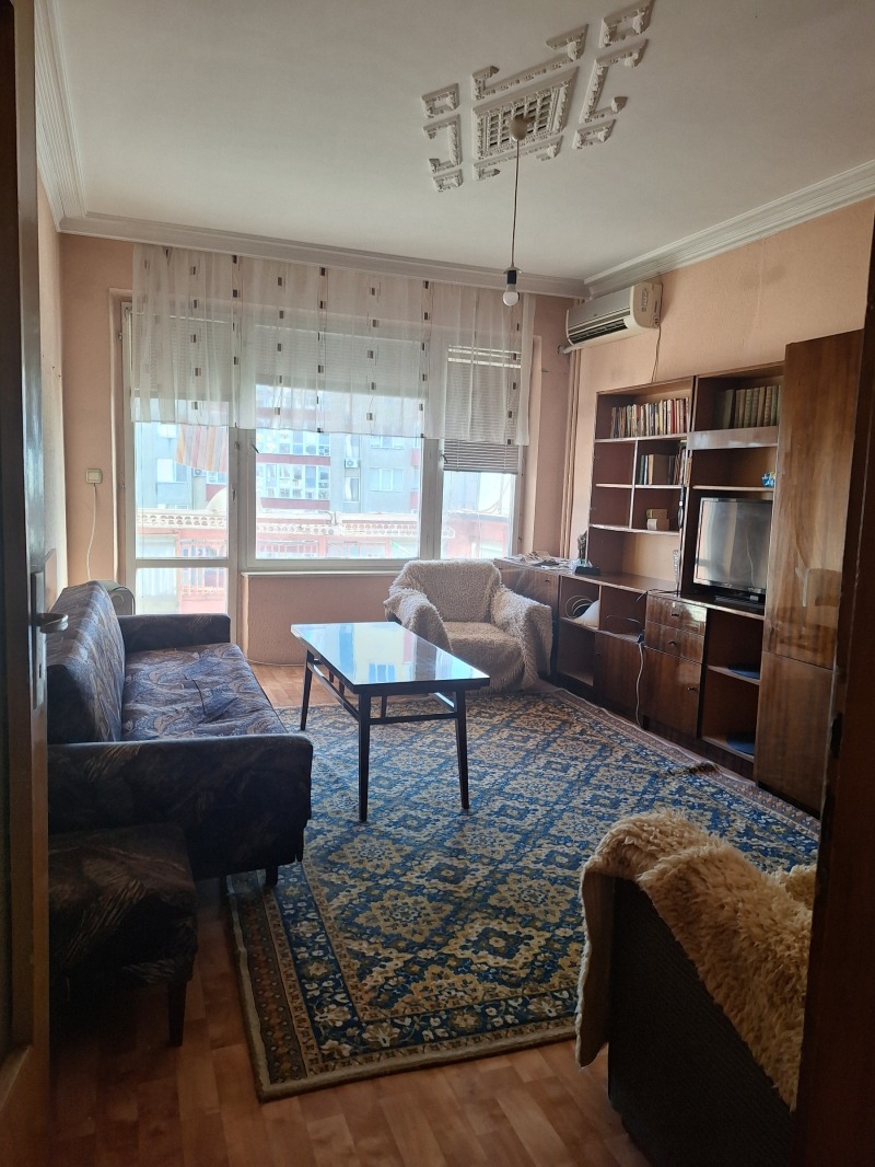 Издаје се  2 спаваће собе Варна , Трошево , 80 м2 | 88186205 - слика [3]