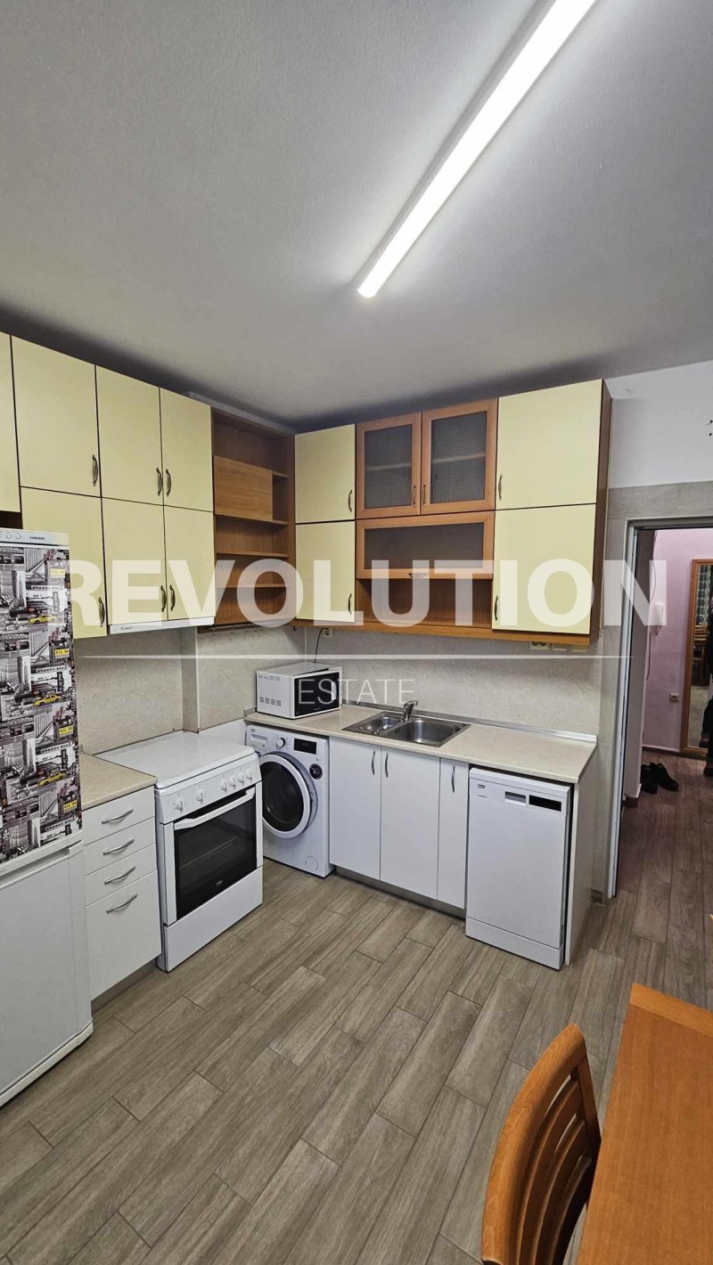 Da affittare  2 camere da letto Varna , Tsentar , 70 mq | 97902427