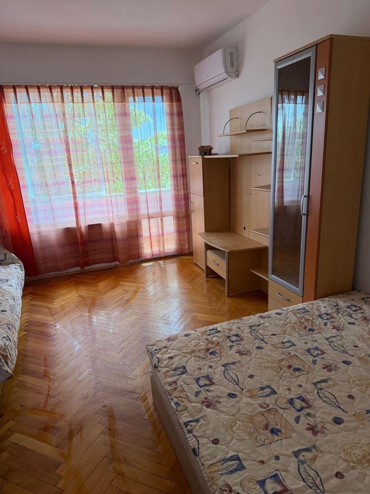 Дава под наем 3-СТАЕН, гр. София, Свобода, снимка 6 - Апартаменти - 55276649