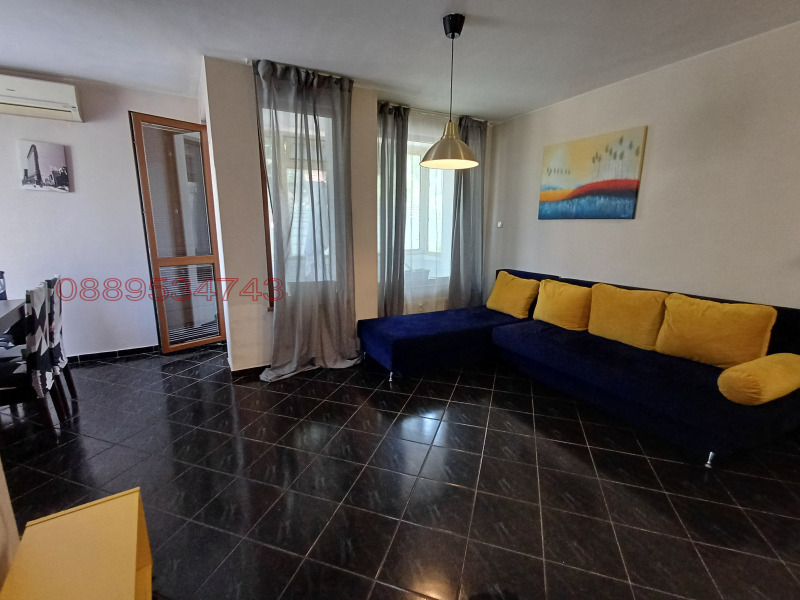 Дава под нем  4-стаен, град София, Оборище •  720 € • ID 18775420 — holmes.bg - [1] 