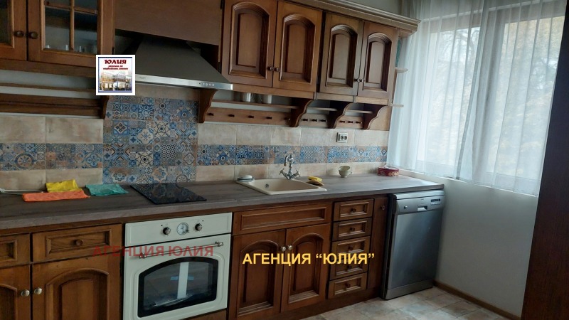 В аренду  2 спальни Пловдив , Център , 101 кв.м | 92012831 - изображение [3]