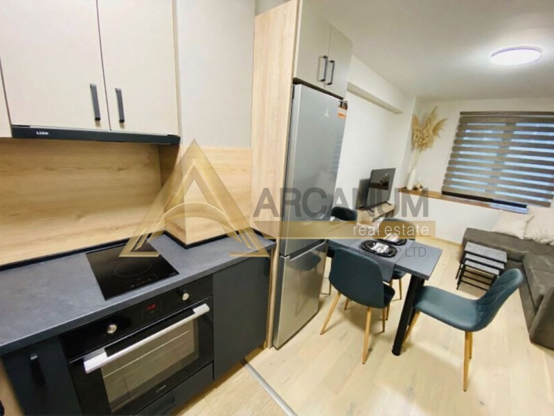 Дава под наем 2-СТАЕН, гр. Варна, Център, снимка 2 - Апартаменти - 53452293