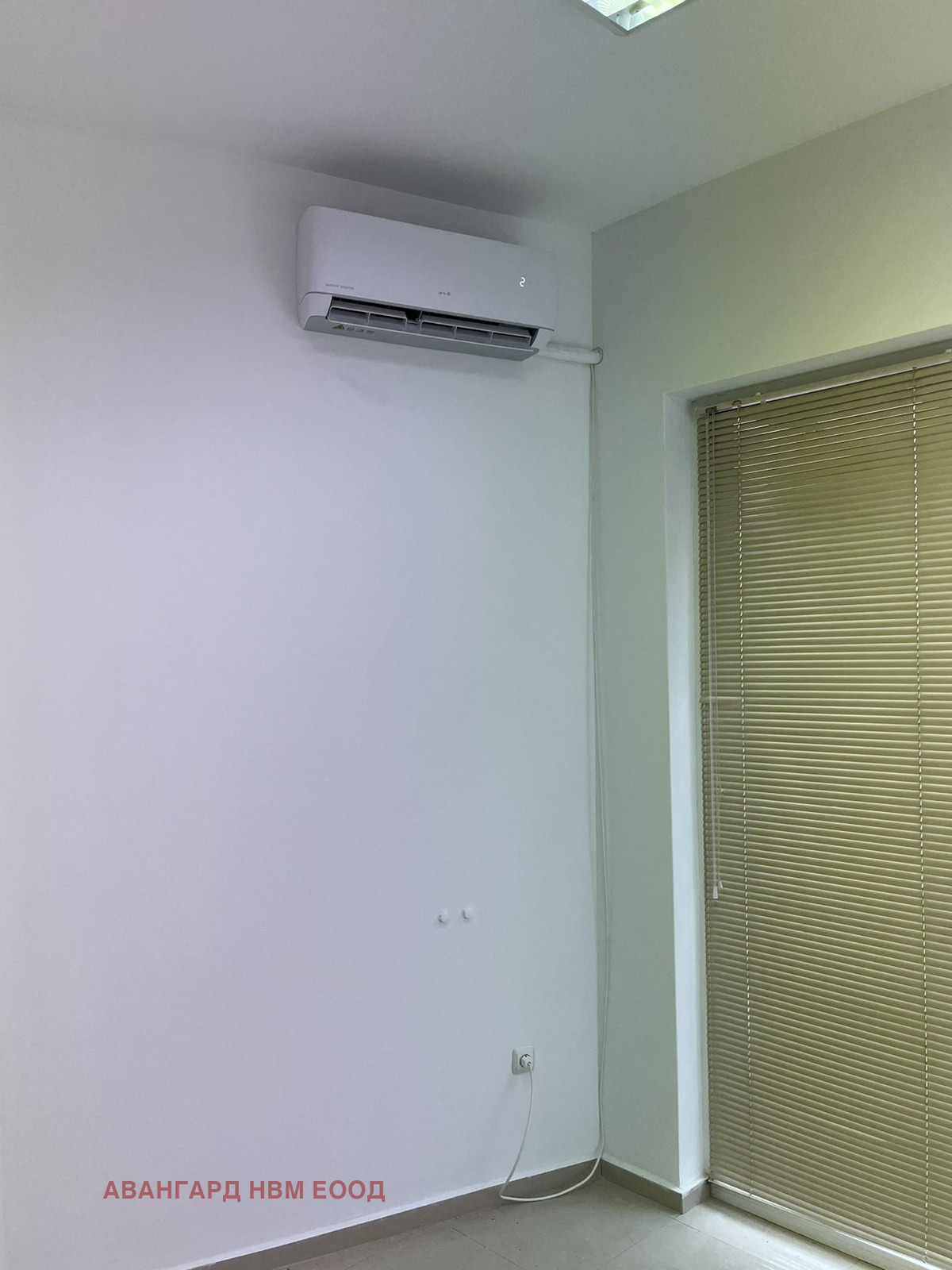 Дава под наем АТЕЛИЕ, ТАВАН, гр. София, Редута, снимка 4 - Апартаменти - 54038702