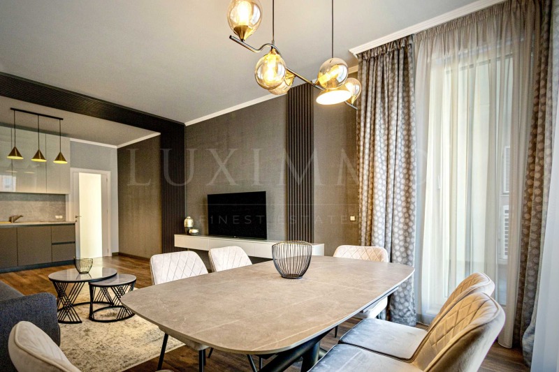 Te huur  3 slaapkamers Plovdiv , Christo Smirnenski , 150 m² | 56827021