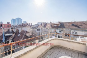 Stüdyo Centar, Sofia 12