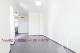 Stüdyo Centar, Sofia 4