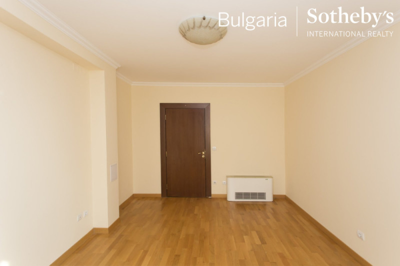 Дава под наем 4-СТАЕН, гр. София, Изток, снимка 7 - Апартаменти - 52838462