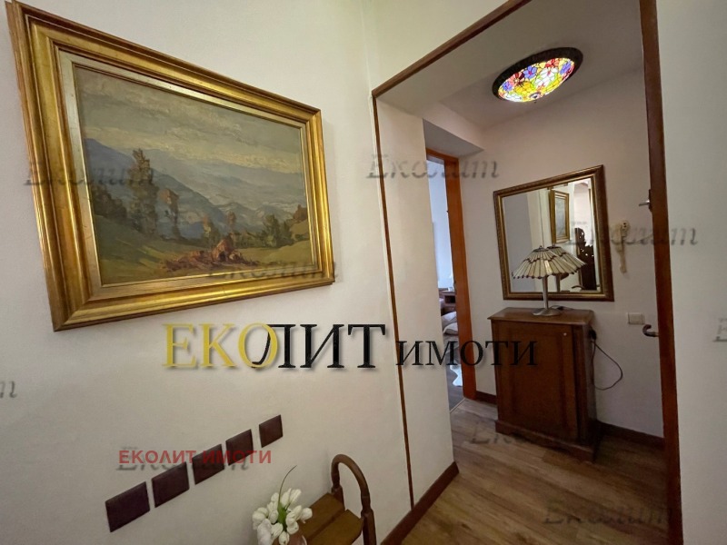 Zu vermieten  3+ Schlafzimmer Sofia , Zentar , 210 qm | 60190242 - Bild [6]