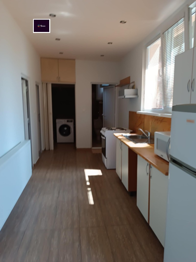 Дава под нем  3-стаен, град Варна, м-т Ален мак •  800 EUR • ID 21689085 — holmes.bg - [1] 