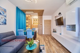 1 Schlafzimmer k.k. Sw.Sw. Konstantin i Elena, Warna 10