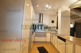 2 bedroom Vitosha, Sofia 2