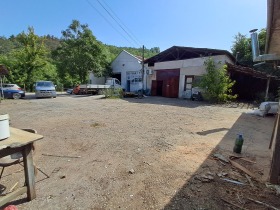 Industrie gebouw Tsentralna gara, Veliko Tarnovo 12