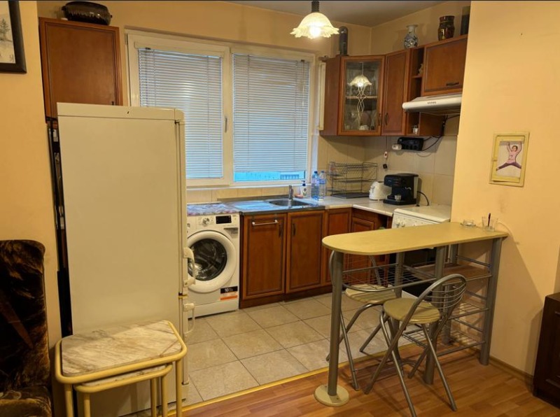 Do wynajęcia  1 sypialnia Sofia , Musagenica , 60 mkw | 71867885