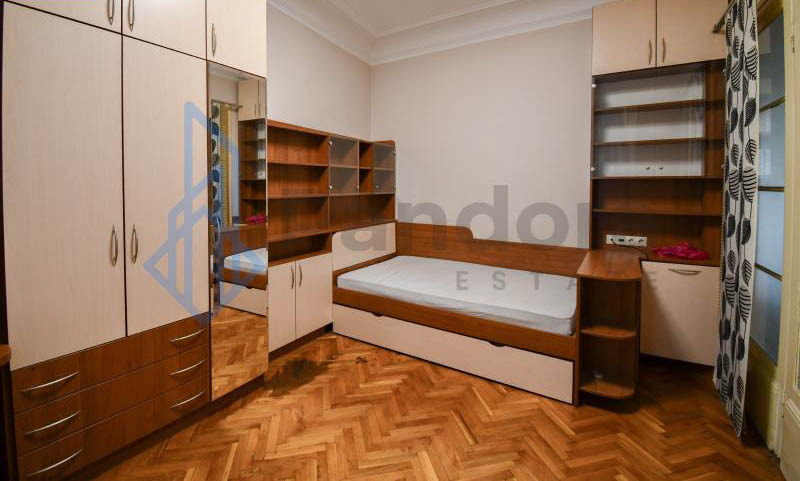 Дава под наем 4-СТАЕН, гр. София, Център, снимка 5 - Апартаменти - 56235098
