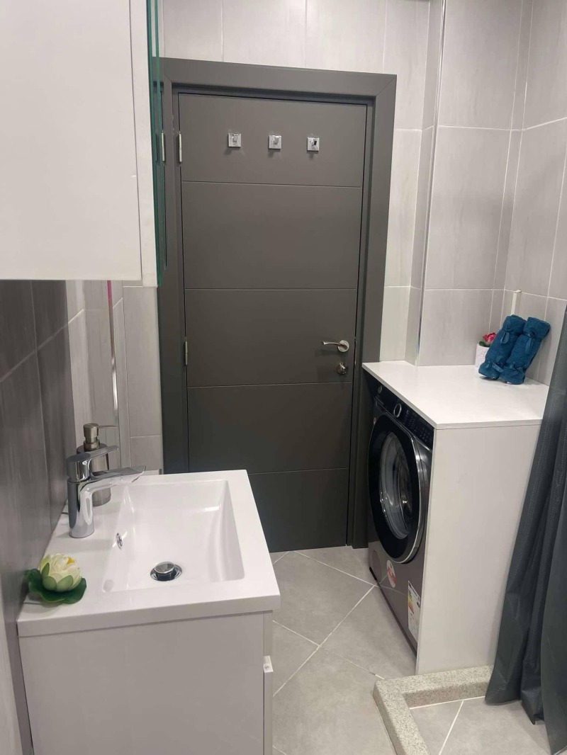 Издаје се  2 спаваће собе Софија , Центар , 85 м2 | 14904919 - слика [6]