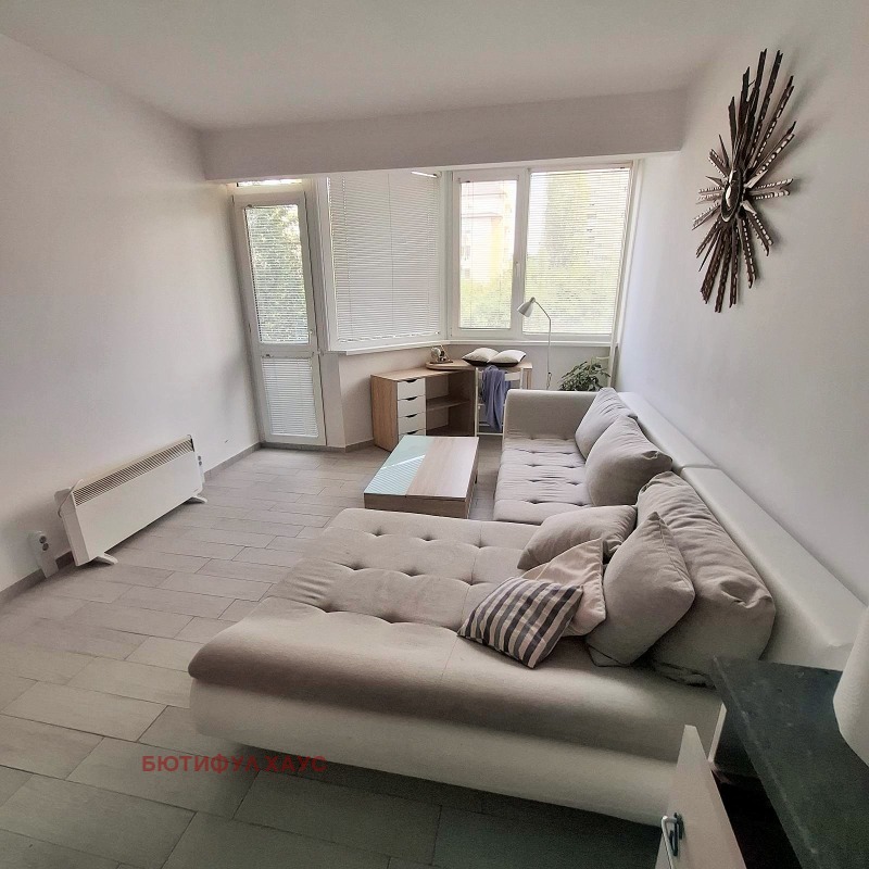 Издаје се  1 спаваћа соба Софија , Слатина , 45 м2 | 40677968 - слика [2]