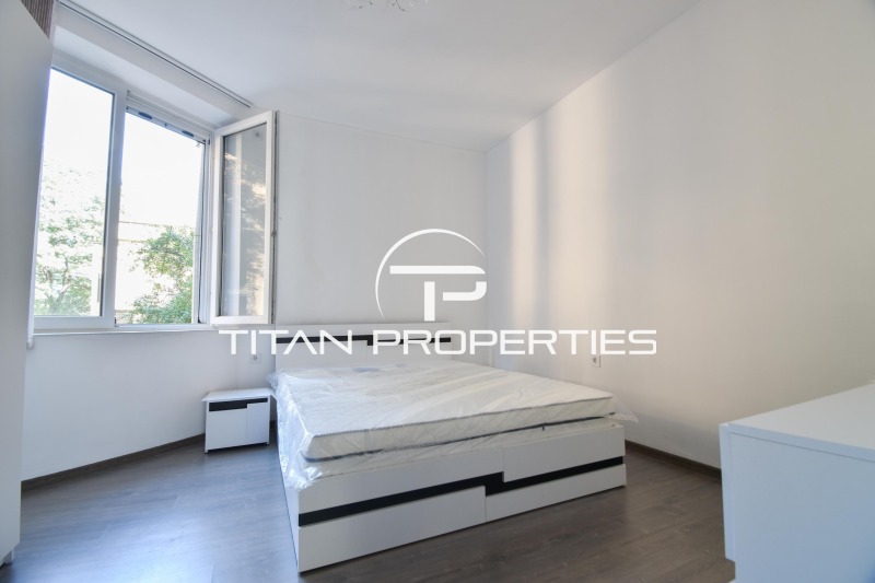 Te huur  3 slaapkamers Sofia , Zona B-5 , 100 m² | 11977688 - afbeelding [8]