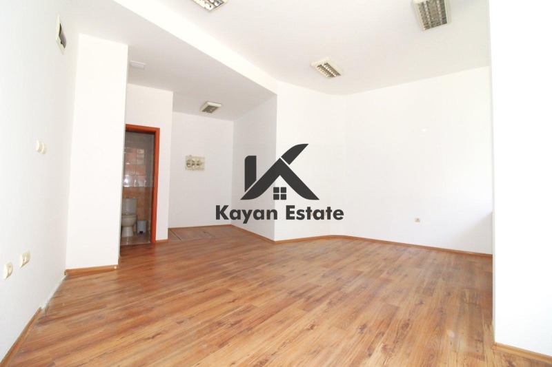 Para alugar  Comprar Plovdiv , Karchiiaka , 48 m² | 34784526