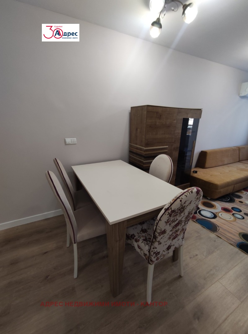 Дава под наем 2-СТАЕН, гр. Пазарджик, Идеален център, снимка 2 - Апартаменти - 52862145