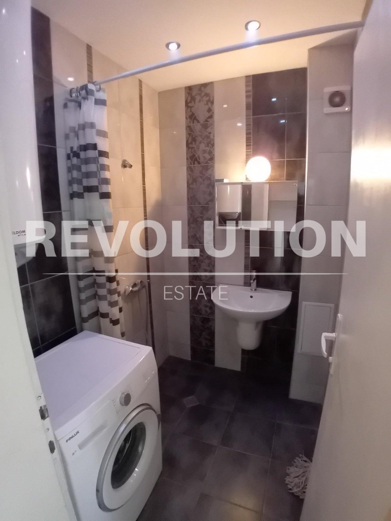 Zu vermieten  2 Schlafzimmer Plowdiw , Zentar , 98 qm | 50374749 - Bild [8]