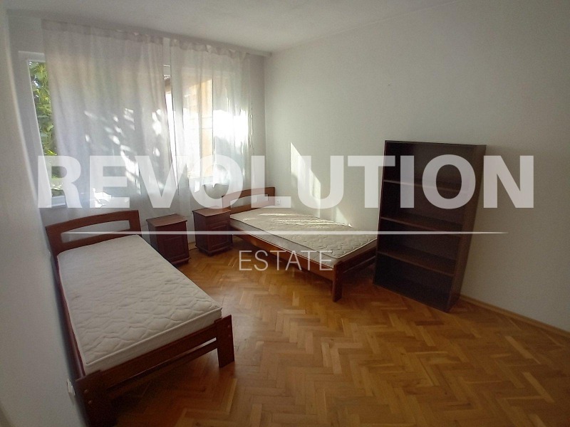 Zu vermieten  2 Schlafzimmer Plowdiw , Zentar , 98 qm | 50374749 - Bild [7]