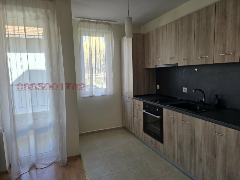 Дава под Наем 2-СТАЕН в град София, Оборище - 63 кв.м / 650 € » 1 271.29 лв.