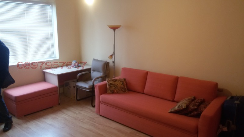 Дава под Наем 3-СТАЕН в град Варна, Левски 2 - 85 кв.м / 510 € » 997.47 лв.