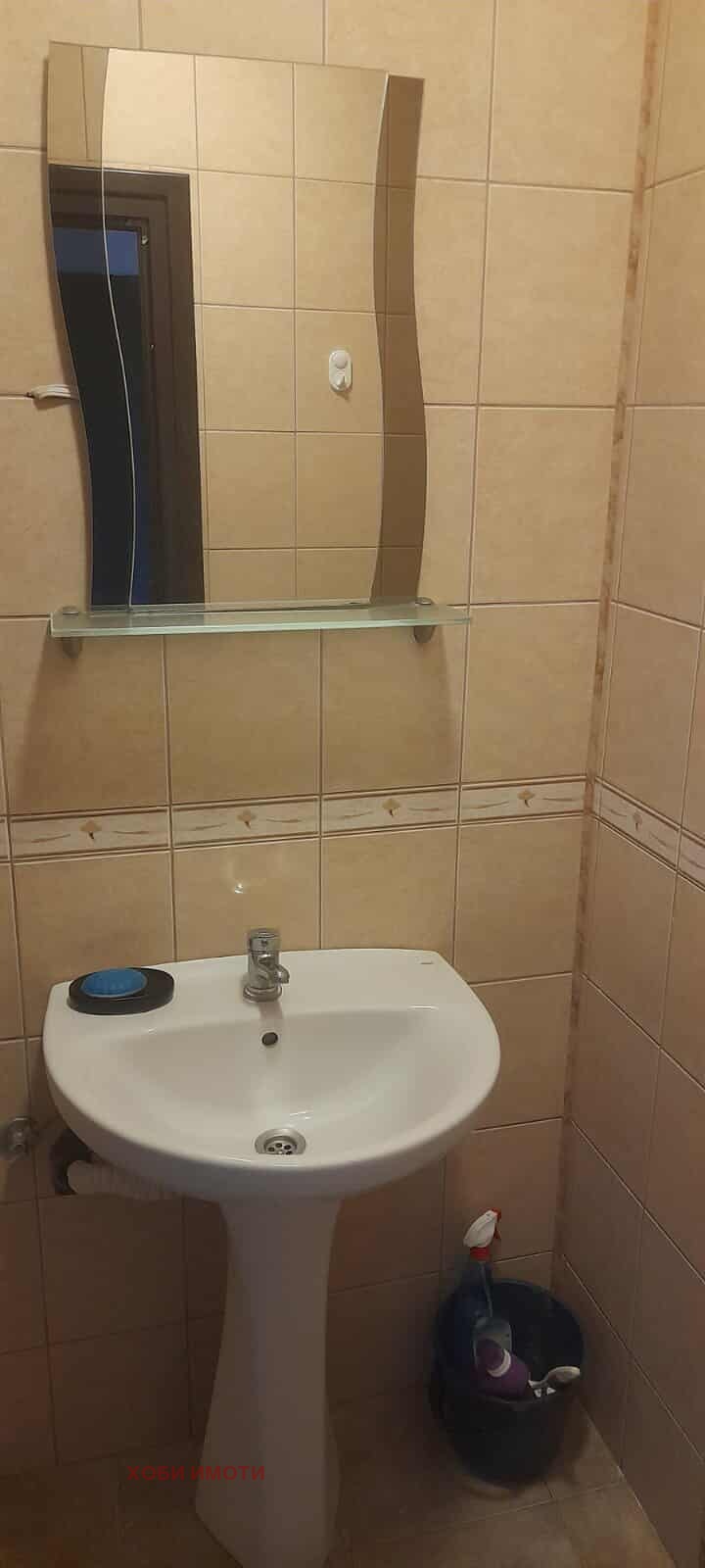 Zu vermieten  1 Schlafzimmer Plowdiw , Sadijski , 72 qm | 77233673 - Bild [8]