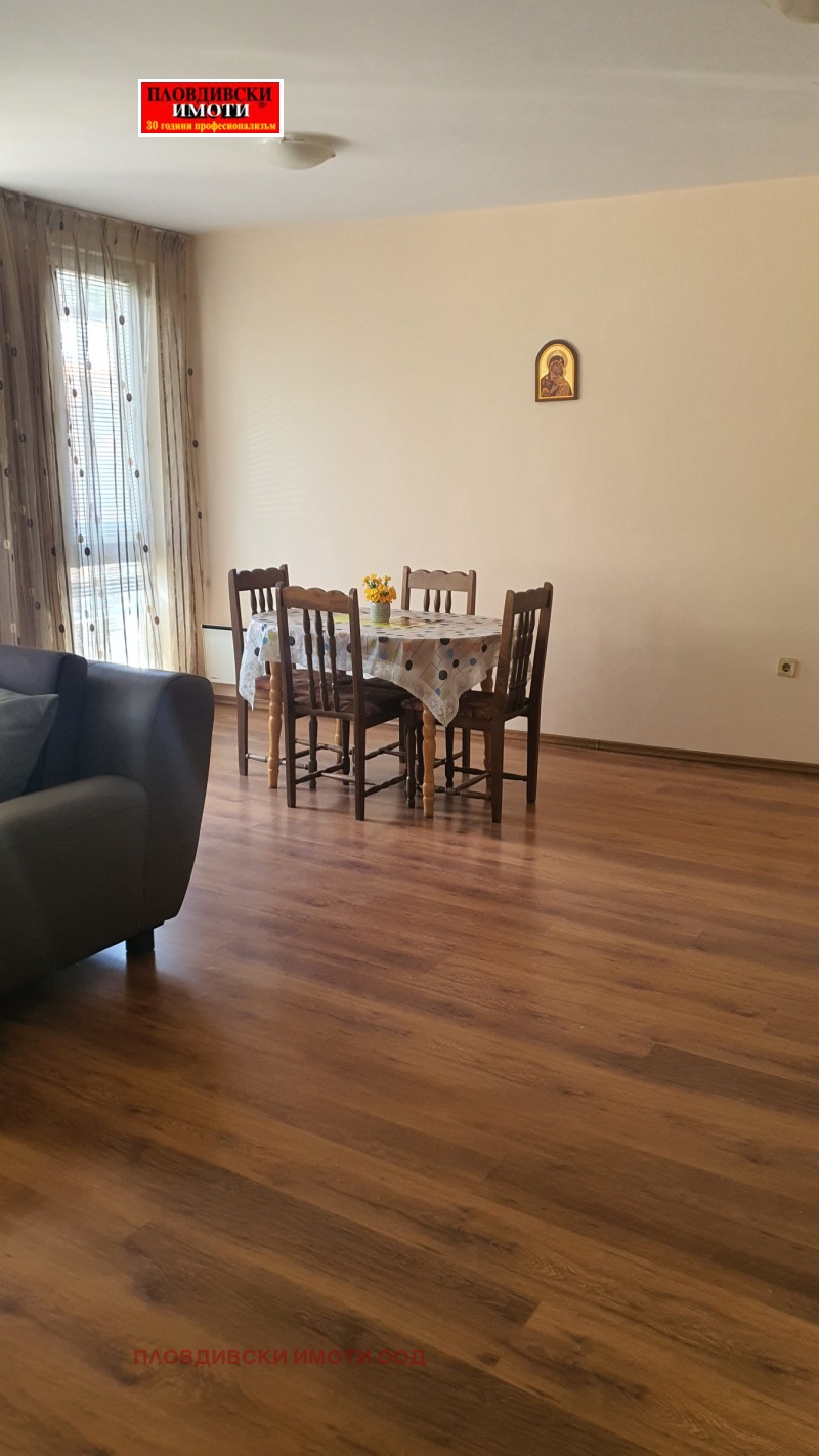 Дава под наем 3-СТАЕН, гр. Пловдив, Център