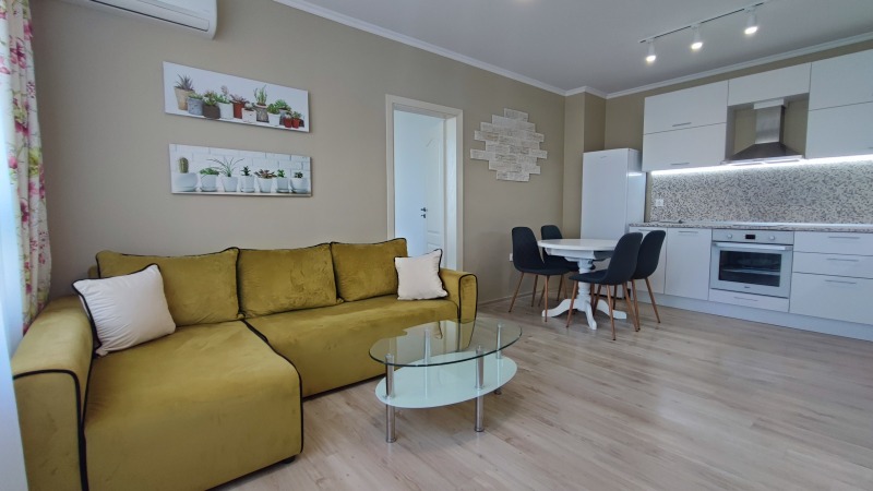 For Rent  2 bedroom Burgas , Slaveykov , 87 sq.m | 34693909