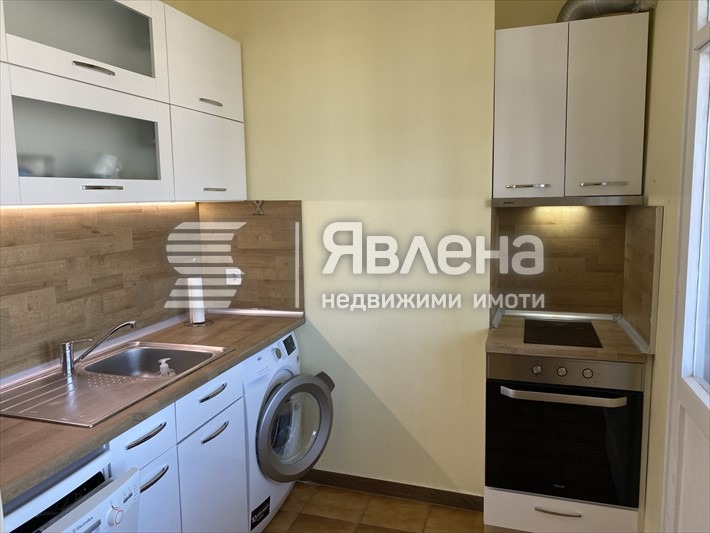 Дава под наем 3-СТАЕН, гр. София, Оборище, снимка 3 - Апартаменти - 54419262