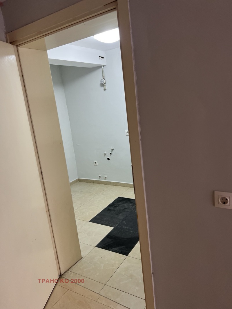En renta  Almacenamiento Sofia , Dianabad , 27 metros cuadrados | 40497531 - imagen [6]