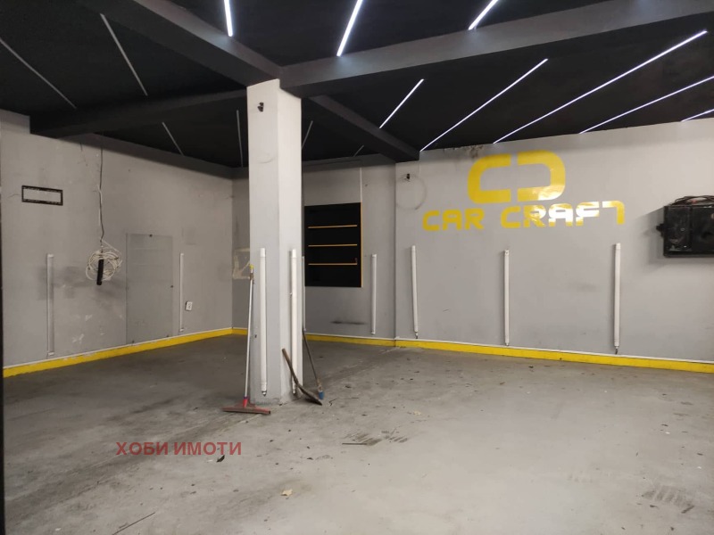 Издаје се  Индустријска зграда Пловдив , Вастанически , 120 м2 | 84889304