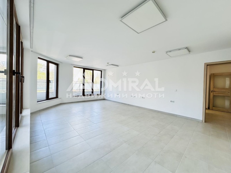 De inchiriat  Birou Burgas , Meden rudnic - zona A , 30 mp | 41753319 - imagine [3]