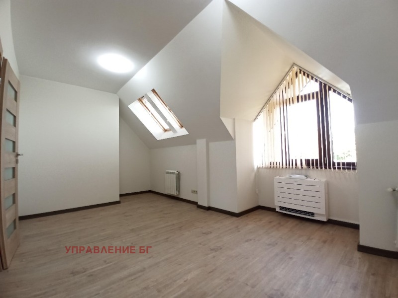 För uthyrning  Hus Sofia , v.z.Malinova dolina , 275 kvm | 67074836 - bild [15]