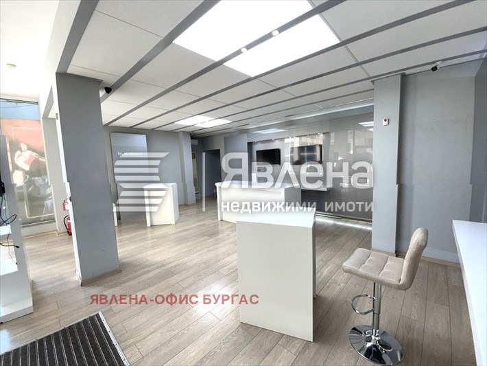 Do wynajęcia  Sklep Burgas , Slawejkow , 103 mkw | 68273389 - obraz [2]