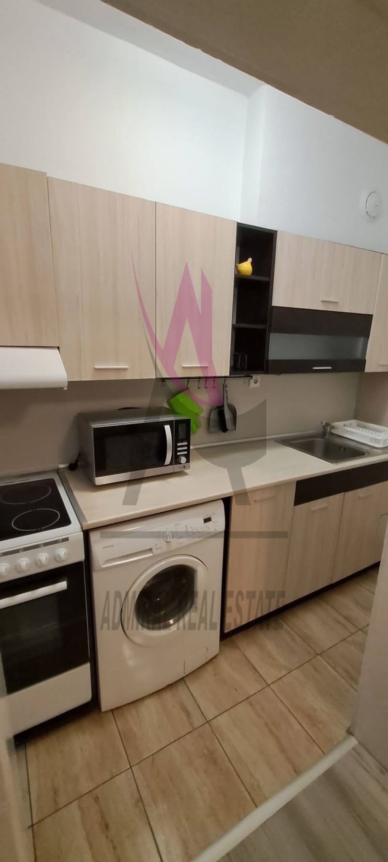 В аренду  3 спальни Варна , Център , 100 кв.м | 63077011