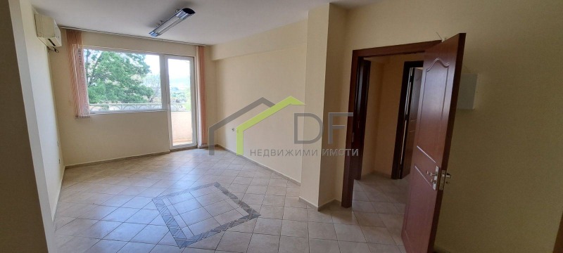В оренду  Офіс Варна , Бизнес хотел , 70 кв.м | 86421668