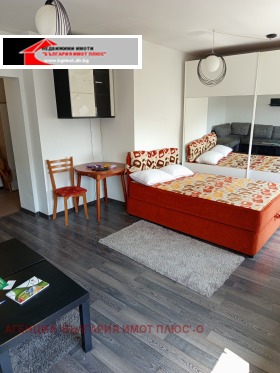 АТЕЛИЕ, ТАВАН, 40 m2