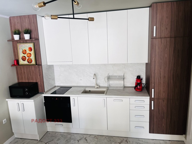 Do wynajęcia  1 sypialnia Sofia , Lewski , 68 mkw | 31856060 - obraz [2]