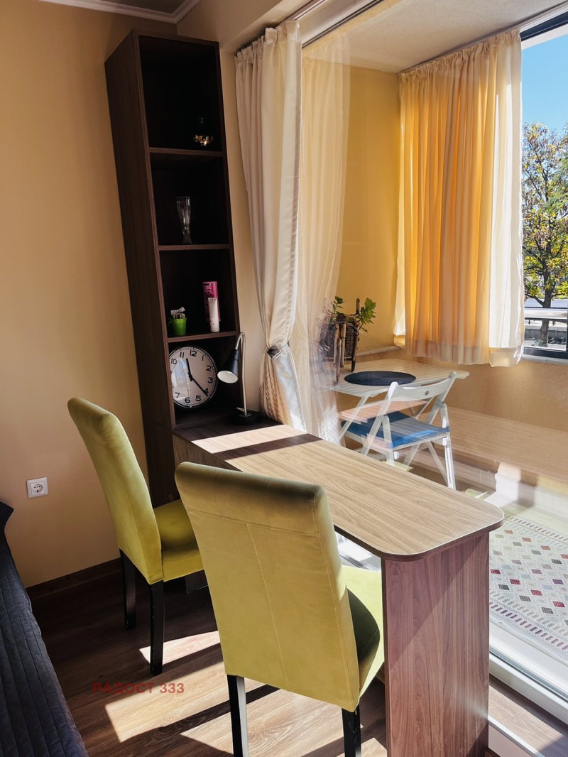 Do wynajęcia  1 sypialnia Sofia , Lewski , 68 mkw | 31856060 - obraz [6]