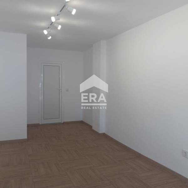 Do wynajęcia  Sklep Warna , Kolchozen pazar , 17 mkw | 26129544 - obraz [2]