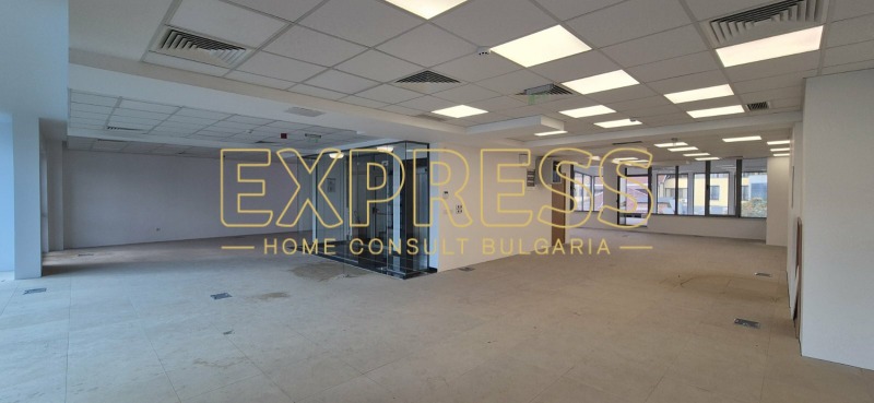 Дава под Наем ОФИС в град София, Център - 214 кв.м / 2 140 € » 4 185.48 лв., ЕКСПРЕС ДОМ КОНСУЛТ БЪЛГАРИЯ